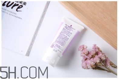 藍(lán)紫根頸膜用后要洗嗎 藍(lán)紫根頸膜孕婦能用嗎 藍(lán)紫根頸膜用后要洗嗎 藍(lán)紫根頸膜孕婦能用嗎