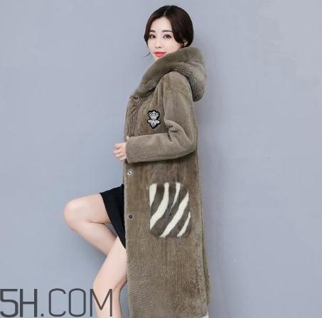 羊剪絨大衣怎么搭配？羊剪絨大衣搭配圖片