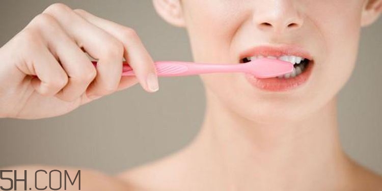 羨慕別人的大白牙？為什么你的牙齒這么黃？