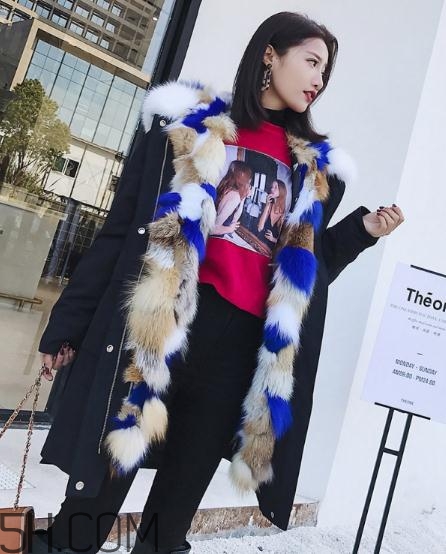 黑色派克服怎么搭配？黑色派克大衣搭配圖