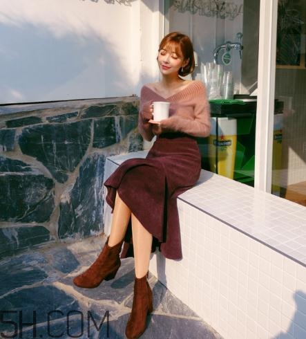 冬天穿裙子下面怎么穿？冬天穿裙子腿冷怎么辦？