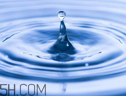 雙氧水會(huì)痛嗎？雙氧水會(huì)和什么反應(yīng)？