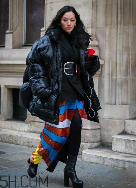 冬天穿裙子有靜電怎么辦？冬天穿裙子起靜電怎么解決？