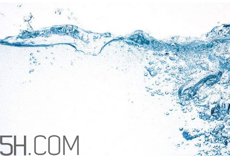 雙氧水能洗傷口嗎？雙氧水能祛痘嗎？