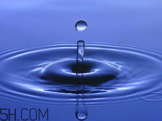 雙氧水能治牛皮癬嗎？雙氧水能去除血漬嗎？