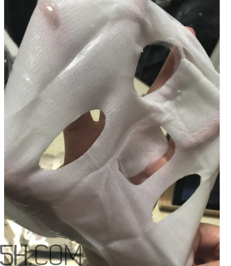 歐詩漫水光塑顏面膜什么作用？敷完要不要洗？