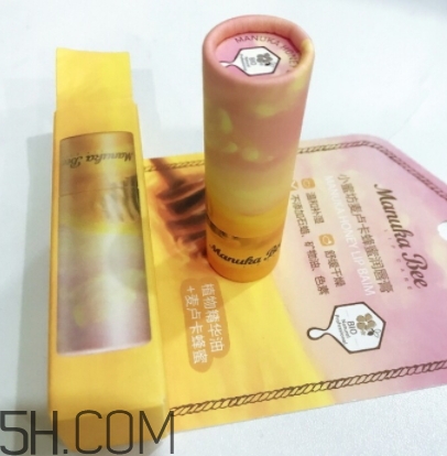 小蜜坊唇膏好用嗎？小蜜坊唇膏評(píng)測(cè)