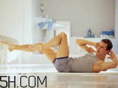 跑步時(shí)收腹能瘦肚子嗎？怎么跑步瘦肚子？