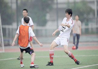 踢足球能長個嗎？踢足球能長高嗎？