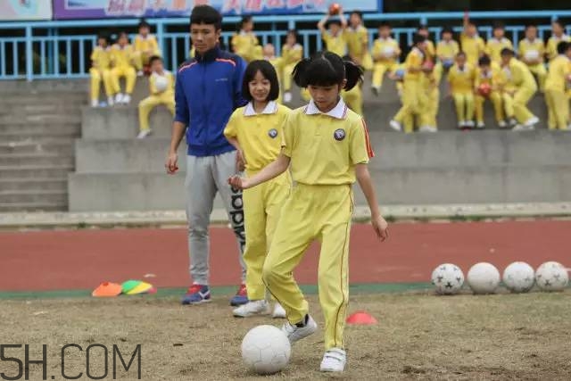 踢足球的好處有哪些？踢足球的壞處有哪些？