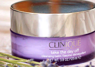 倩碧卸妝膏含酒精嗎？有刺激嗎？