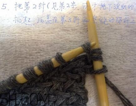 水波大圍巾怎么系好看？水波大圍巾系法圖解