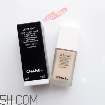 香奈兒臻白防曬粉底液好用嗎？香奈兒底妝產(chǎn)品使用感