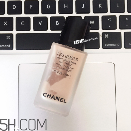 香奈兒臻白防曬粉底液好用嗎？香奈兒底妝產(chǎn)品使用感