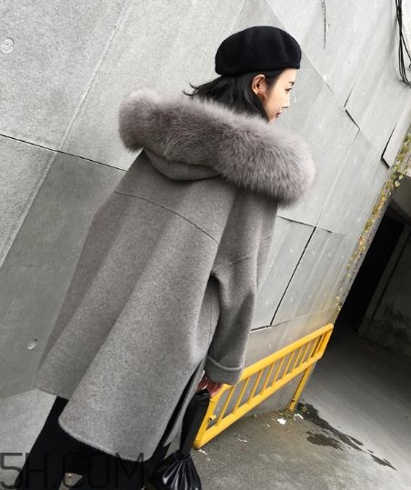 羊駝絨大衣暖和嗎？羊駝絨大衣和羽絨服哪個暖和？