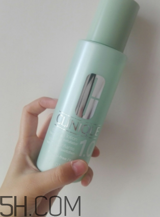 倩碧爽膚水哪個不含酒精？哪個適合敏感皮？