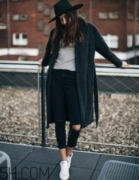 羊絨大衣搭配什么褲子好看？羊絨大衣搭配褲子圖片