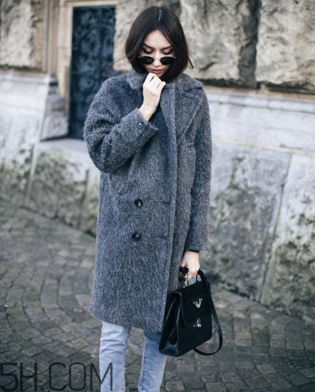 羊絨大衣搭配什么褲子好看？羊絨大衣搭配褲子圖片