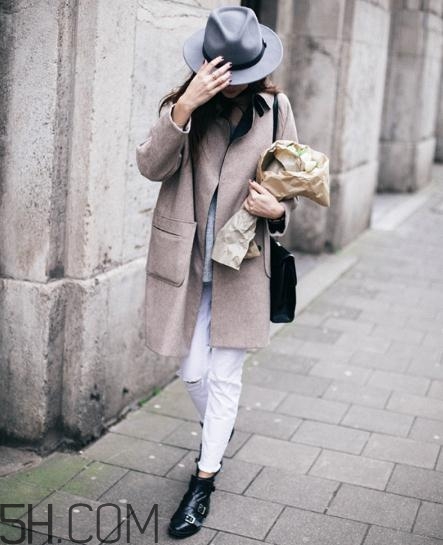 羊絨大衣搭配什么褲子好看？羊絨大衣搭配褲子圖片