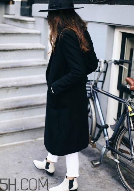 羊絨大衣搭配什么鞋子？羊絨大衣搭配鞋子圖片