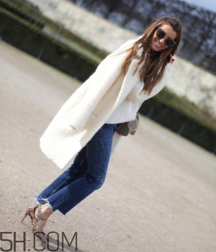 羊絨大衣搭配什么鞋子？羊絨大衣搭配鞋子圖片