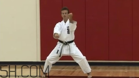 練跆拳道會(huì)長(zhǎng)不高嗎？練跆拳道會(huì)不會(huì)長(zhǎng)不高？