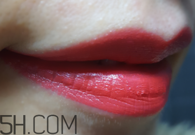 倩碧小方唇膏哪個色號最好看？哪個色號最火？