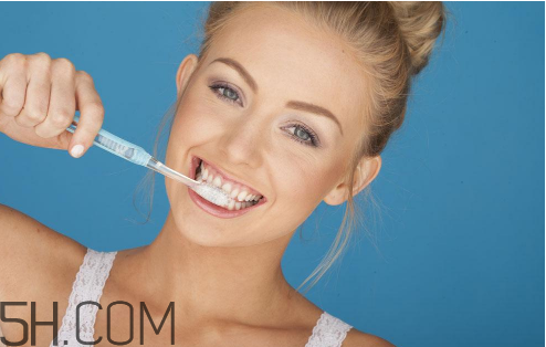 牙菌斑刷牙能刷干凈嗎？每天堅持刷牙為什么還是黃？