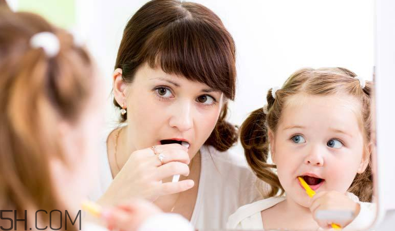 洗牙會傷害牙齒嗎？洗牙前要驗(yàn)血嗎？