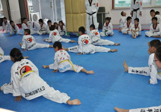 跆拳道幾歲開(kāi)始學(xué)比較好？跆拳道幾歲學(xué)最好？