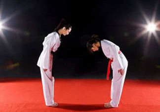 跆拳道和柔道哪個厲害？跆拳道和柔道的區(qū)別？