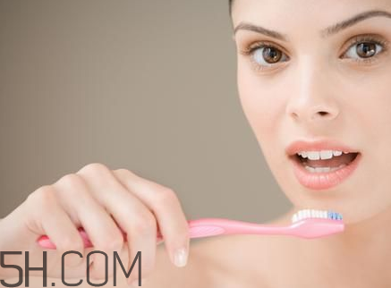 牙齒不好會(huì)引發(fā)哪些疾病？怎樣保持牙齒健康？