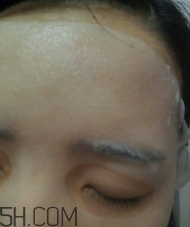 百雀羚小雀幸面膜薄不??？是蠶絲面膜嗎？