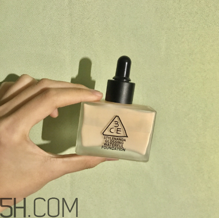 3ce滴管粉底液好用嗎？3ce滴管粉底液測(cè)評(píng)