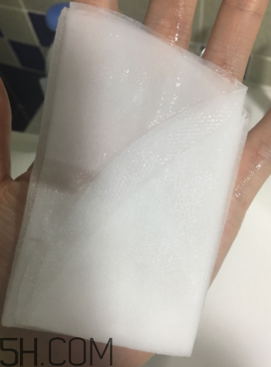 百雀羚小雀幸面膜是補(bǔ)水面膜嗎？什么功效？