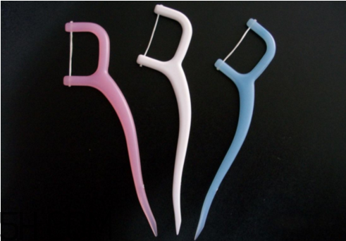 怎么用牙線？預(yù)防牙齒黃的方法