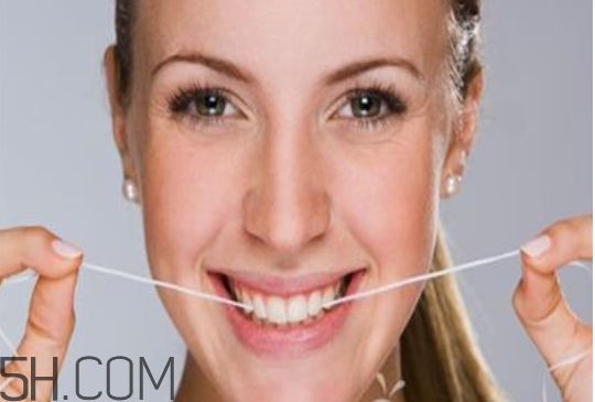 怎么用牙線？預(yù)防牙齒黃的方法