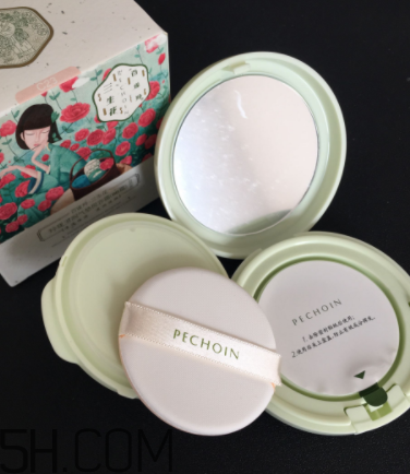 百雀羚氣墊BB霜浮粉嗎？適合干皮嗎？