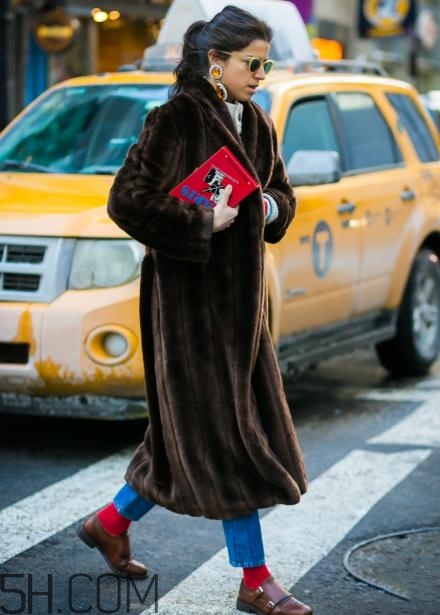 冬天穿九分褲穿什么襪子？冬天穿九分褲腳踝冷怎么辦？