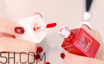 玻璃唇怎么畫？玻璃唇唇釉推薦