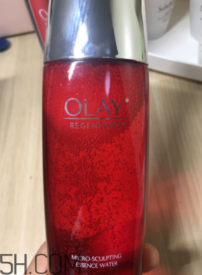 Olay新生活能水是精華水嗎？什么功效？