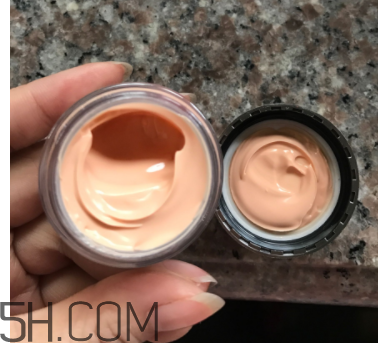 Olay素顏眼霜適合多大年紀？什么功效？