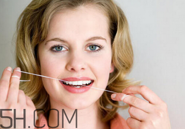 牙線的選購(gòu)技巧 牙線有哪些種類