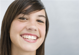 烤瓷牙為什么會(huì)有縫隙？烤瓷牙的注意事項(xiàng)有哪些？