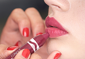 倩碧蠟筆唇膏04號(hào)適合黃皮嗎？04號(hào)試色