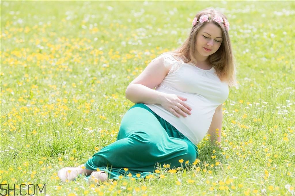 難產(chǎn)主要是什么原因造成的？怎么促使子宮恢復？