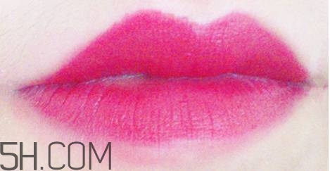 口紅是用什么做的？可以吃的口紅品牌推薦