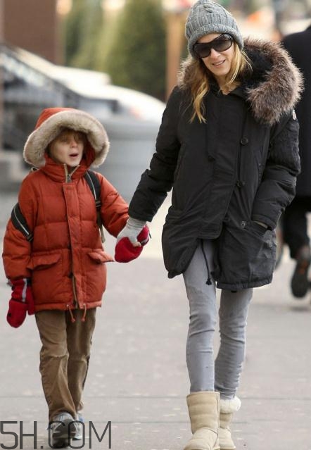 雪地靴搭配什么褲子？雪地靴搭配褲子圖片