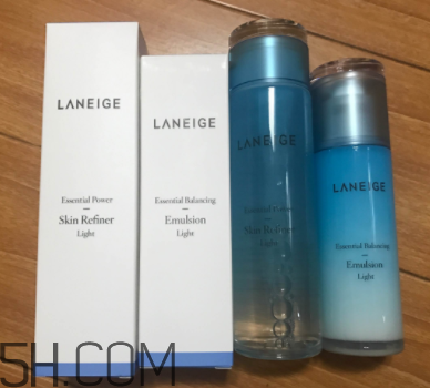 蘭芝水衡水乳套裝什么功效？適合膚質(zhì)