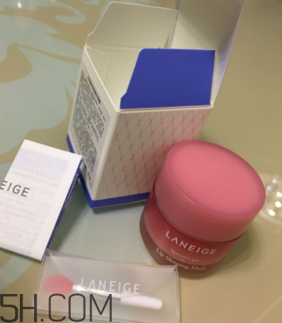 蘭芝夜間唇膜什么功效？可以敷臉嗎？